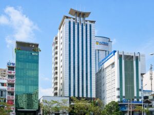 194 Golden Building