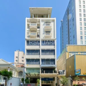 DHouse Building