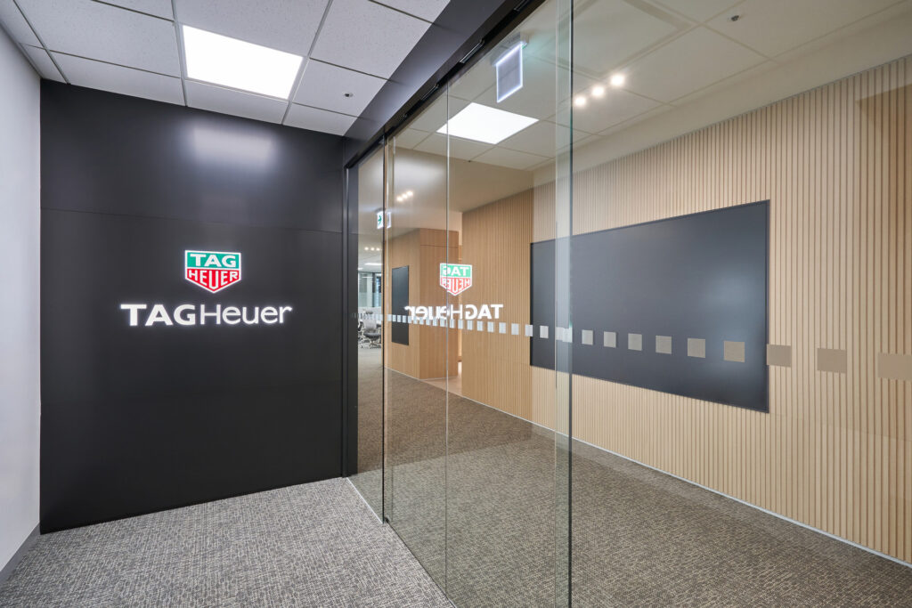 TAG HEUER