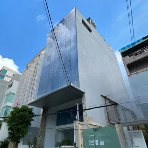 Head Building