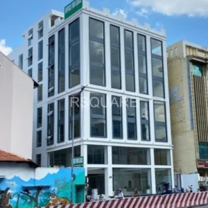 Queen Building
