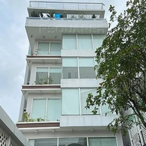 T&M Building