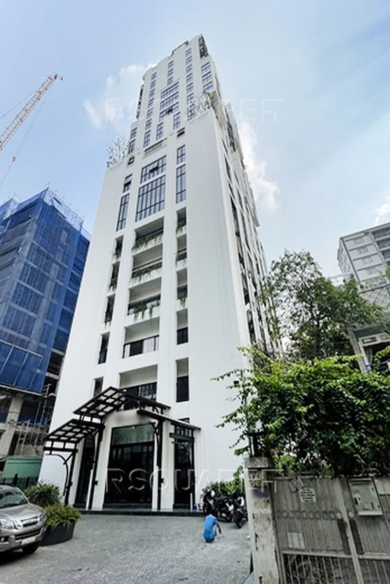 Amanaki Building