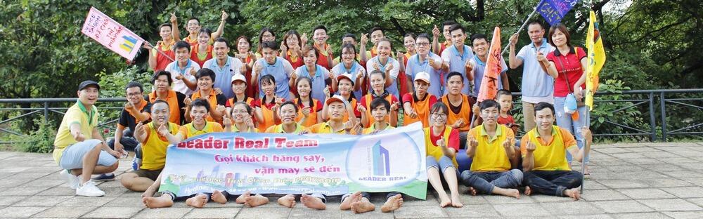 Hoạt động teambuilding gắn kết tập thể nhân viên công ty dịch vụ văn phòng